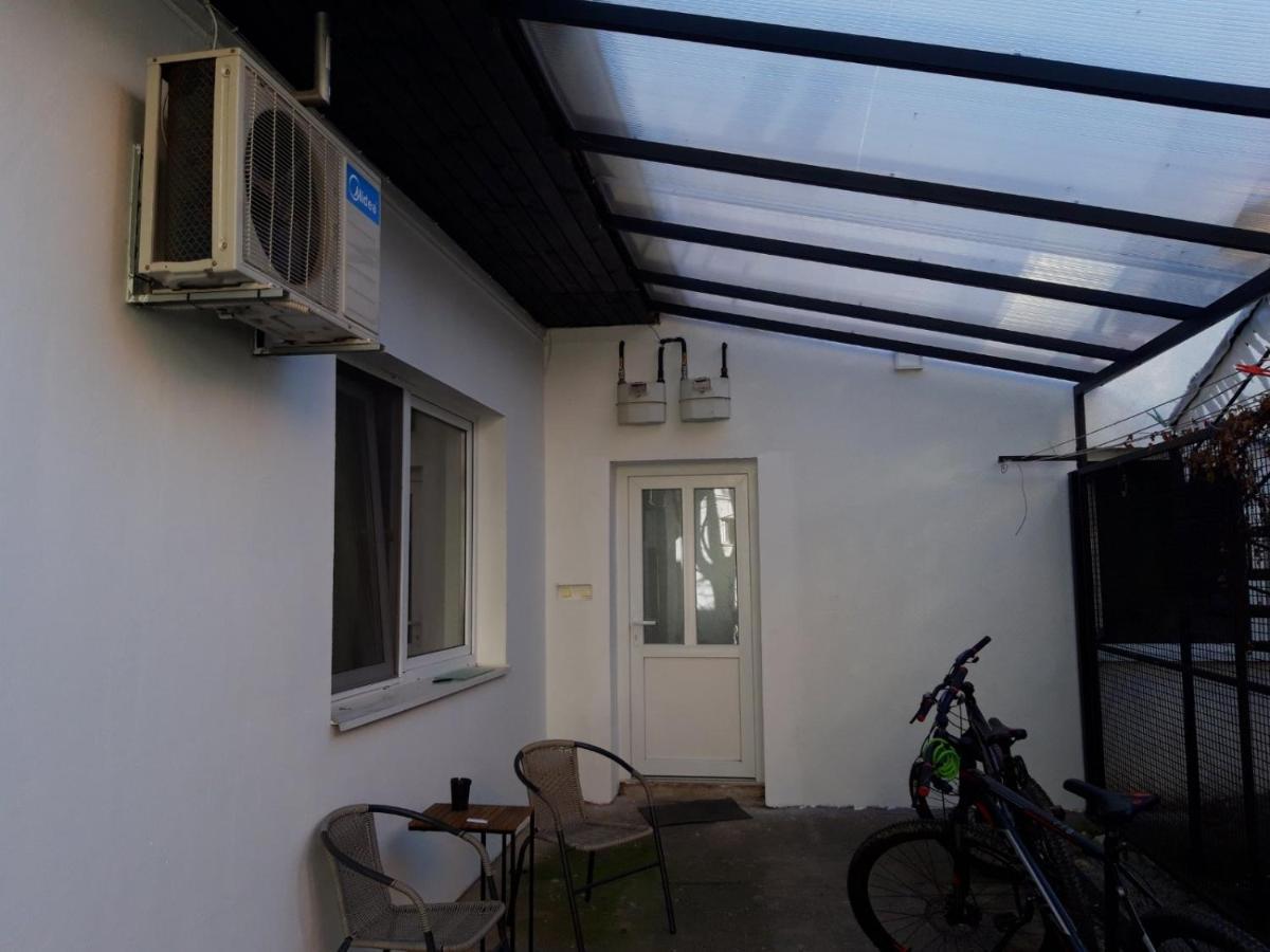 Apartment Eurho Осиек Экстерьер фото