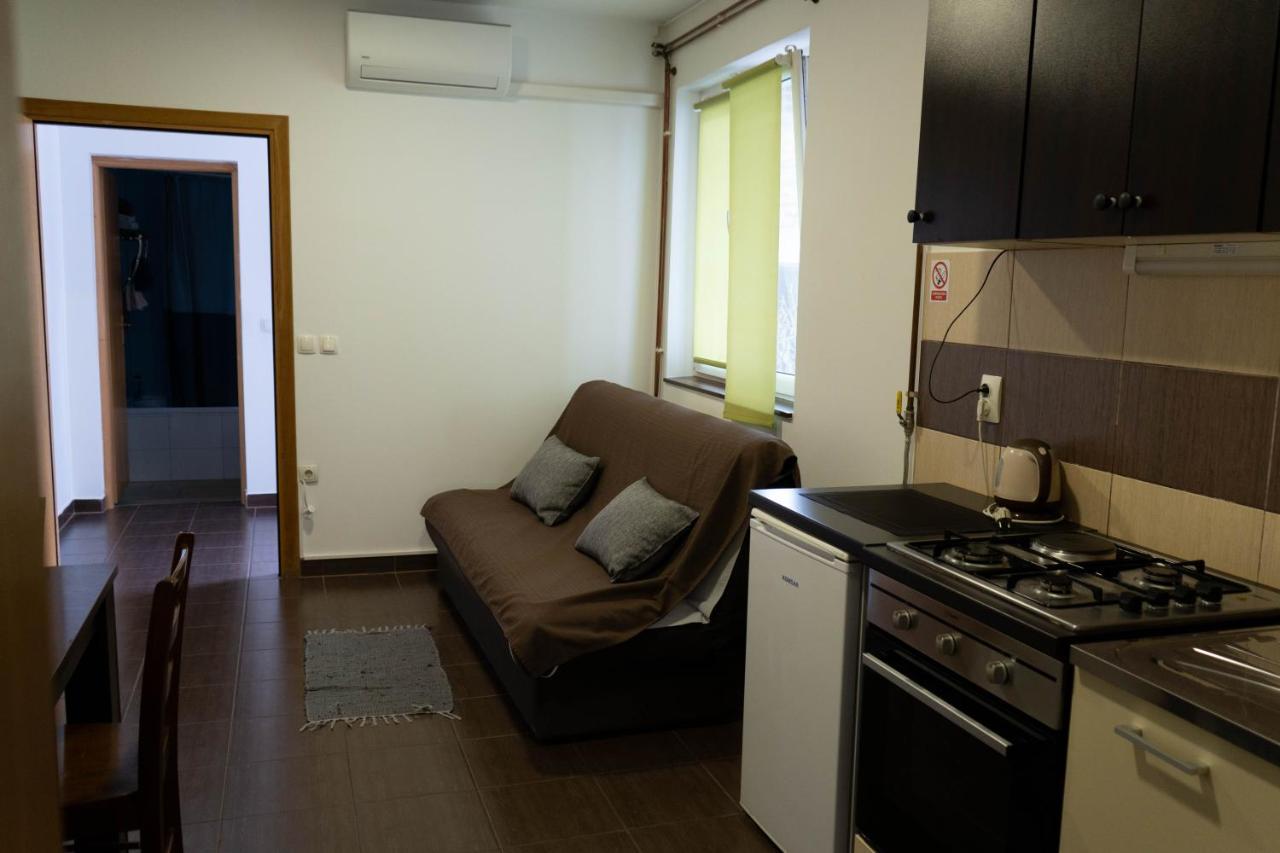 Apartment Eurho Осиек Экстерьер фото